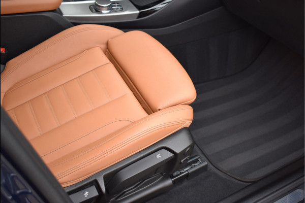 BMW X3 xDrive20i M-Pakket 184 Pk Pano Bruin Leder Trekhaak Full Led Camera 21 Inch