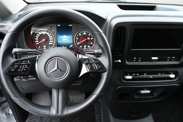 Mercedes-Benz Vito 116 CDI L2 Pro 2500 KG trekhaak, Navigatie met camera