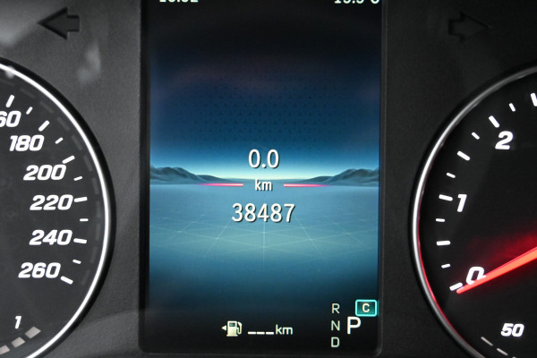 Mercedes-Benz Vito 116 CDI L2 Pro 2500 KG trekhaak, Navigatie met camera