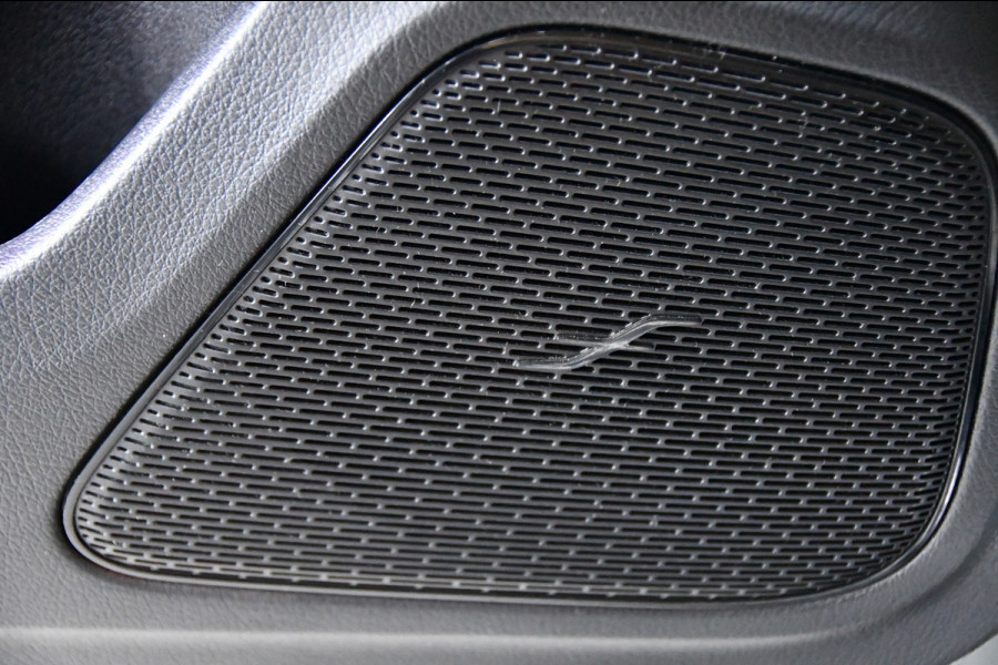 Mercedes-Benz A-Klasse 200 AMG Line Pano Sfeer Cam