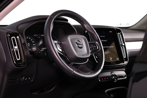 Volvo XC40 1.5 T4 Recharge Inscription | Dig. Cockpit | Cruise | PDC | NAV + App. Connect | ECC | DAB | Elek. Klep | LM 18" | 3865