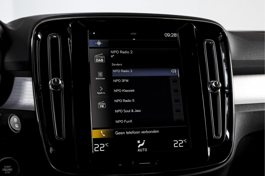 Volvo XC40 1.5 T4 Recharge Inscription | Dig. Cockpit | Cruise | PDC | NAV + App. Connect | ECC | DAB | Elek. Klep | LM 18" | 3865