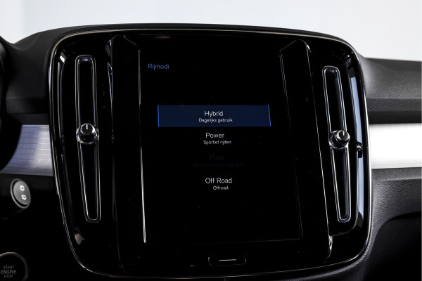 Volvo XC40 1.5 T4 Recharge Inscription | Dig. Cockpit | Cruise | PDC | NAV + App. Connect | ECC | DAB | Elek. Klep | LM 18" | 3865