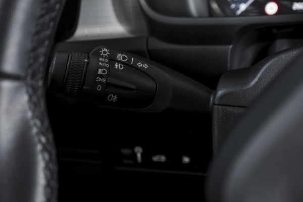 Volvo XC40 1.5 T4 Recharge Inscription | Dig. Cockpit | Cruise | PDC | NAV + App. Connect | ECC | DAB | Elek. Klep | LM 18" | 3865