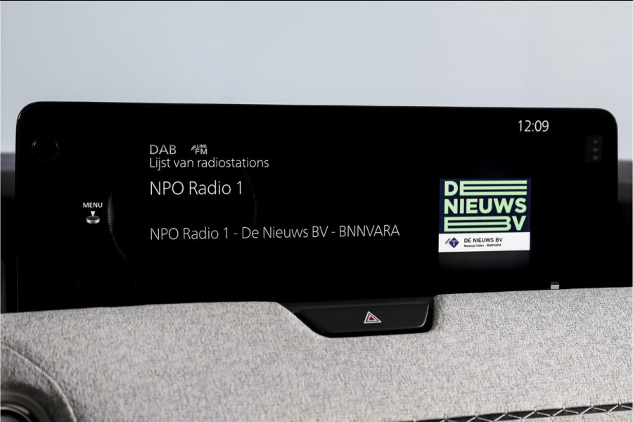 Mazda CX-60 2.5 e-SkyActiv PHEV Takumi | Dig.Cockpit | Adapt.Cruise | Winterpakket | PDC | Camera | NAV + App.Connect | ECC | Trekhaak | LM 21" |