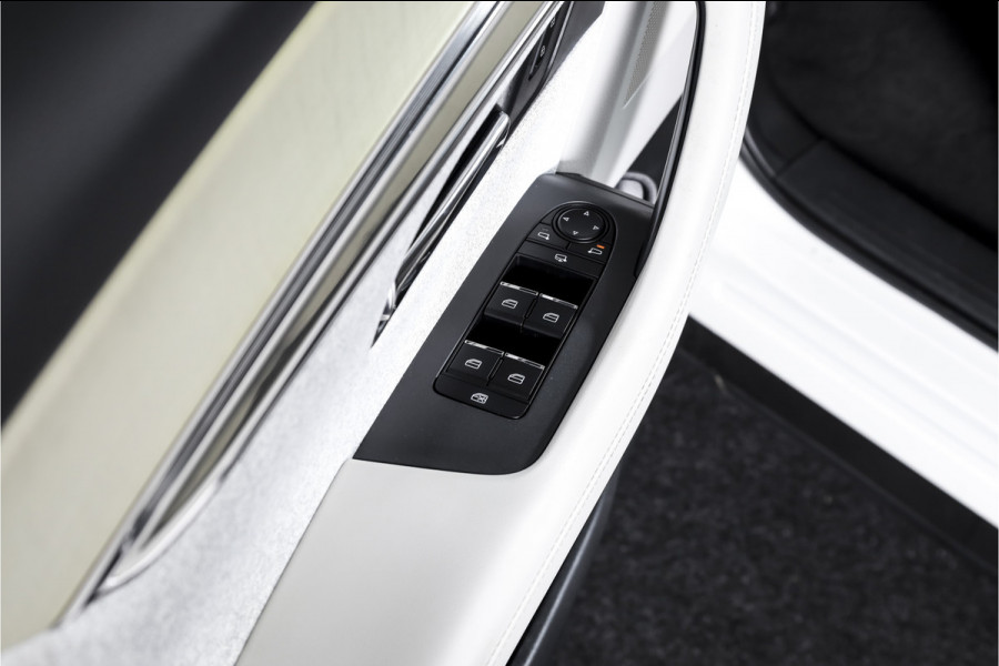 Mazda CX-60 2.5 e-SkyActiv PHEV Takumi | Dig.Cockpit | Adapt.Cruise | Winterpakket | PDC | Camera | NAV + App.Connect | ECC | Trekhaak | LM 21" |