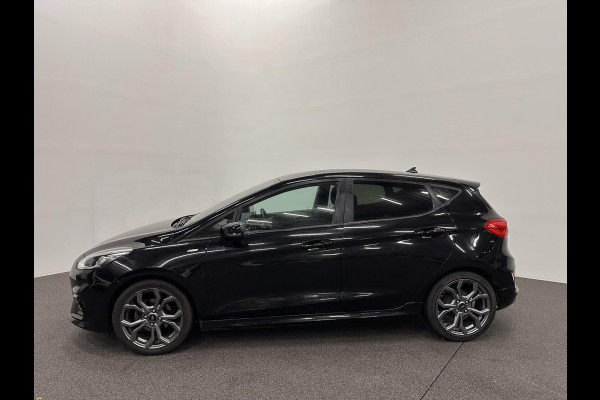 Ford Fiesta 1.0 EcoBoost ST-Line 125PK 6V Navigatie Full LED Carplay Parkeersensoren Cruise Control Stoel+Stuurverwarming Climate Control Privacy Glass 17" DAB+