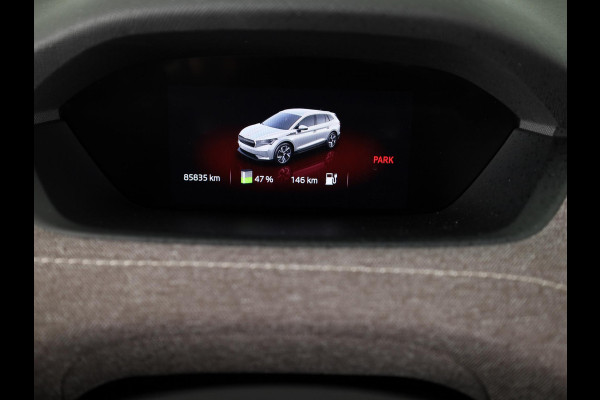 Škoda ENYAQ iV 80 204pk | Verwarmd sturuwiel | Wegklapare trekhaak | Warmtepomp | Parkeercamera