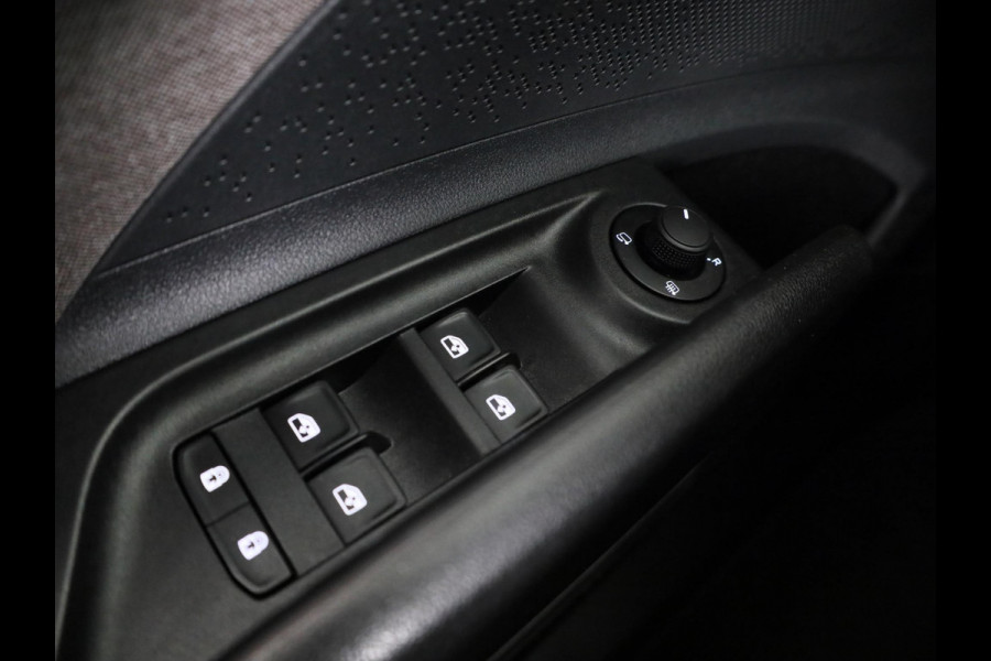 Škoda ENYAQ iV 80 204pk | Verwarmd sturuwiel | Wegklapare trekhaak | Warmtepomp | Parkeercamera