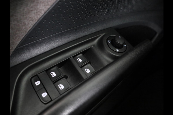 Škoda ENYAQ iV 80 204pk | Verwarmd sturuwiel | Wegklapare trekhaak | Warmtepomp | Parkeercamera