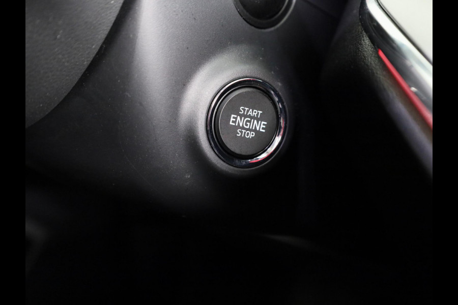 Škoda ENYAQ iV 80 204pk | Verwarmd sturuwiel | Wegklapare trekhaak | Warmtepomp | Parkeercamera