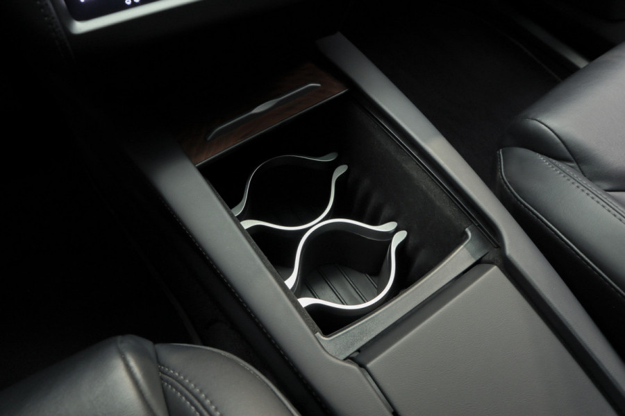 Tesla Model X Dual Motor AWD 7p. 100 kWh Autopilot Leer Navi ACC 360º Stoelverwarming voor & achter Memory Alcantara hemel Climate voor en achter PDC Softclose Afneembare trekhaak 22 inch LM velgen BTW auto