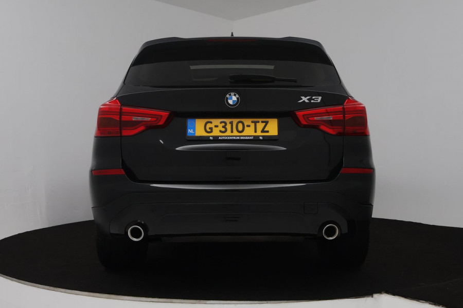 BMW X3 XDrive20i High Executive (PANORAMADAK, DIGITALE COCKPIT, NAVIGATIE, AUTOMAAT, PARKEERSENSOREN, DEALER ONDERHOUDEN)