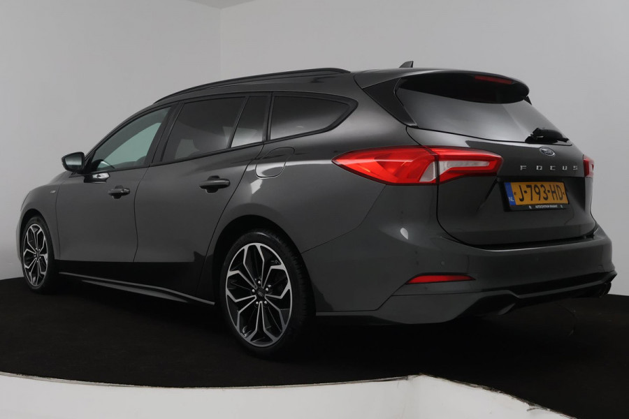 Ford FOCUS Wagon 1.0 EcoBoost ST Line Business (STOEL/STUUR VERWARMING, CRUISE CONTROL, LANE-ASSIST, PARKEERSENSOREN, NAVIGATIE)