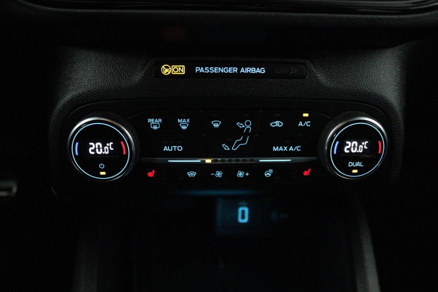 Ford FOCUS Wagon 1.0 EcoBoost ST Line Business (STOEL/STUUR VERWARMING, CRUISE CONTROL, LANE-ASSIST, PARKEERSENSOREN, NAVIGATIE)