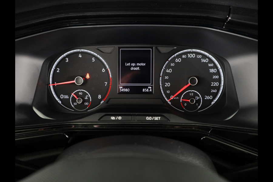 Volkswagen T-Cross 1.0 TSI Life 95 PK | Navigatie | Parkeersensoren voor en achter |