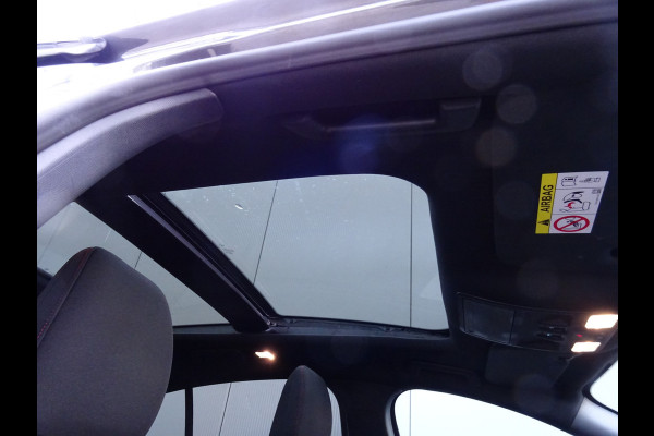 Ford Focus 1.0 EcoBoost Hybrid ST Line X * PANORAMADAK * CARPLAY !!