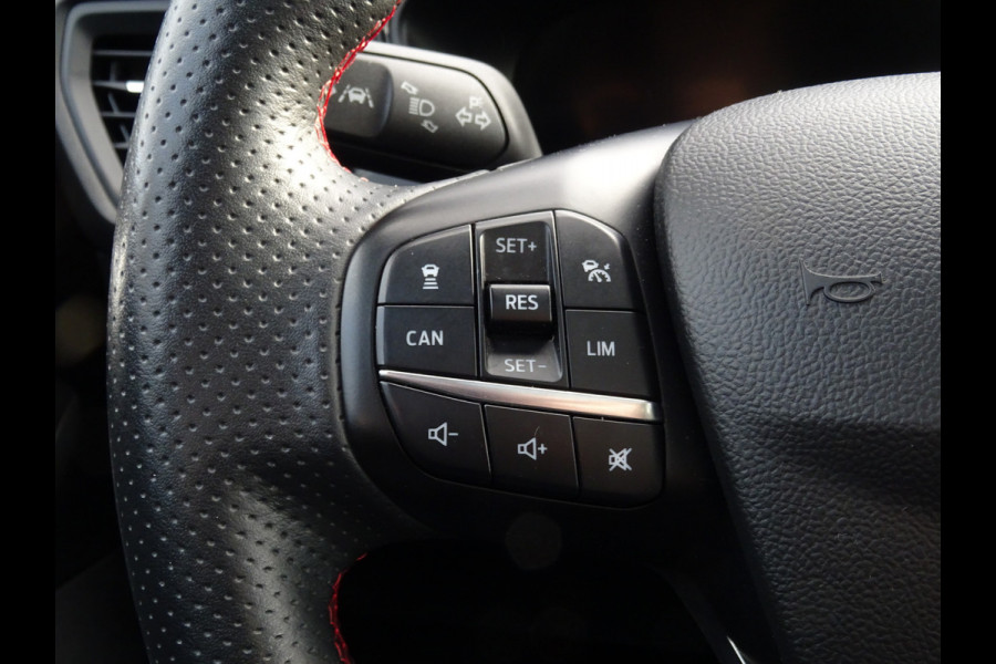 Ford Focus 1.0 EcoBoost Hybrid ST Line X * PANORAMADAK * CARPLAY !!