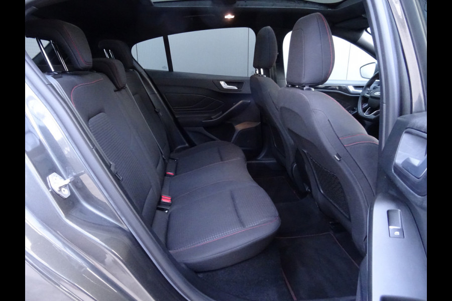 Ford Focus 1.0 EcoBoost Hybrid ST Line X * PANORAMADAK * CARPLAY !!