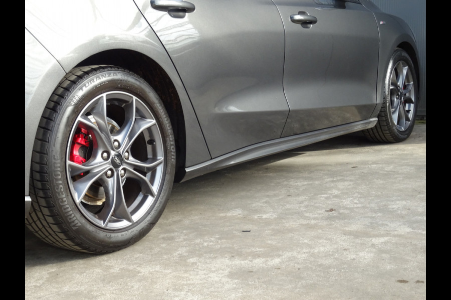 Ford Focus 1.0 EcoBoost Hybrid ST Line X * PANORAMADAK * CARPLAY !!