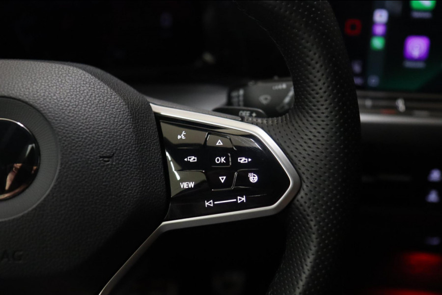 Volkswagen Golf 2.0 TSI GTI 45 JAHRE CLUBSPORT PERFORMANCE AKRA /PANO/H-K/LEER/HUD/IQ-LIGHT/VOLL