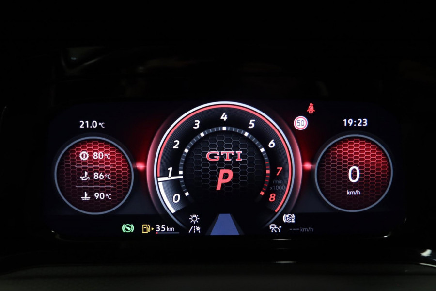 Volkswagen Golf 2.0 TSI GTI 45 JAHRE CLUBSPORT PERFORMANCE AKRA /PANO/H-K/LEER/HUD/IQ-LIGHT/VOLL