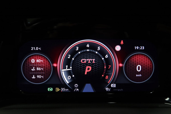 Volkswagen Golf 2.0 TSI GTI 45 JAHRE CLUBSPORT PERFORMANCE AKRA /PANO/H-K/LEER/HUD/IQ-LIGHT/VOLL