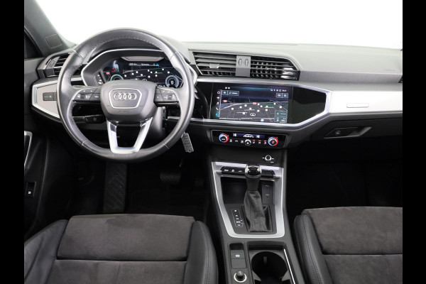 Audi Q3 Sportback 45 TFSI e S Edition 245 pk S-tronic | Navigatie | Panoramadak | Parkeersensoren | LED koplampen | Optiek pakket zwart |