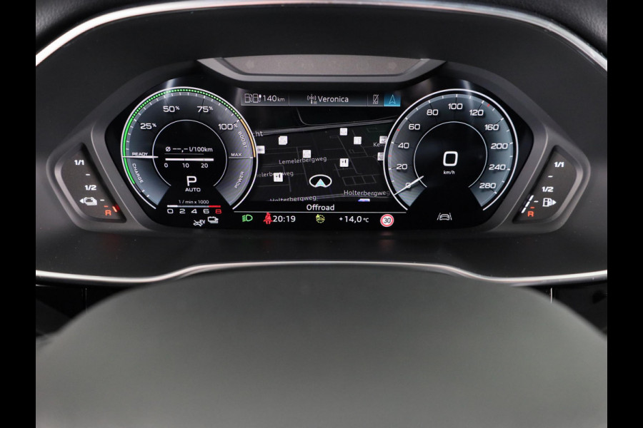 Audi Q3 Sportback 45 TFSI e S Edition 245 pk S-tronic | Navigatie | Panoramadak | Parkeersensoren | LED koplampen | Optiek pakket zwart |