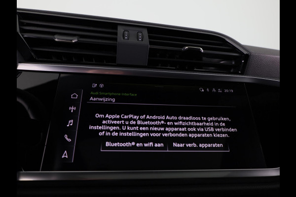 Audi Q3 Sportback 45 TFSI e S Edition 245 pk S-tronic | Navigatie | Panoramadak | Parkeersensoren | LED koplampen | Optiek pakket zwart |