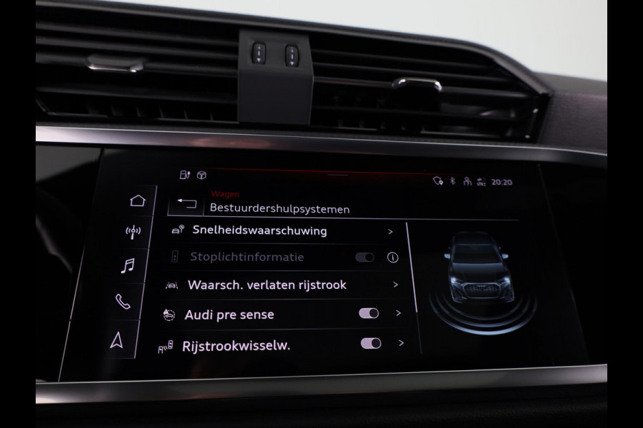 Audi Q3 Sportback 45 TFSI e S Edition 245 pk S-tronic | Navigatie | Panoramadak | Parkeersensoren | LED koplampen | Optiek pakket zwart |
