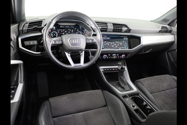 Audi Q3 Sportback 45 TFSI e S Edition 245 pk S-tronic | Navigatie | Panoramadak | Parkeersensoren | LED koplampen | Optiek pakket zwart |