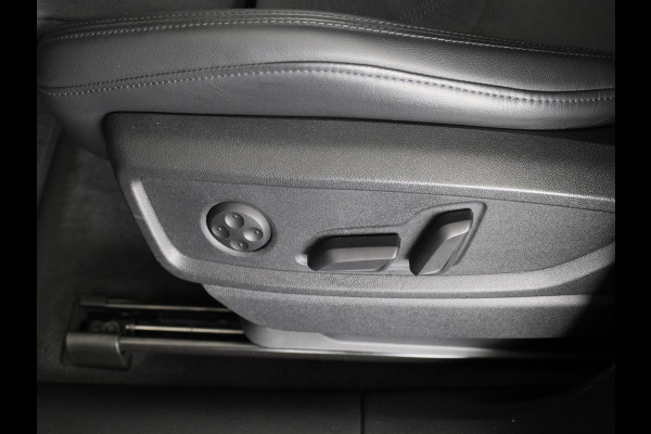 Audi Q5 Sportback 50 TFSI e S edition 299pk | Navigatie | Adaptieve cruise controle | Trekhaak | 20 inch Audi Sport velgen | Parkeercamera