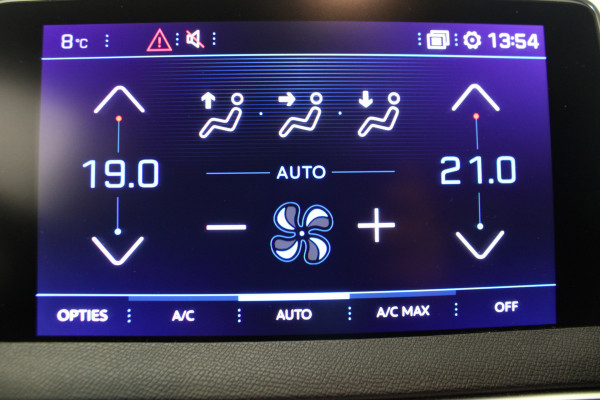 Peugeot 3008 1.2 PureTech Blue Lease Executive