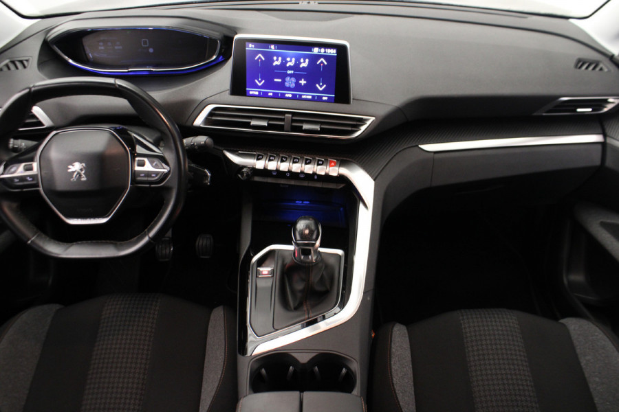 Peugeot 3008 1.2 PureTech Blue Lease Executive