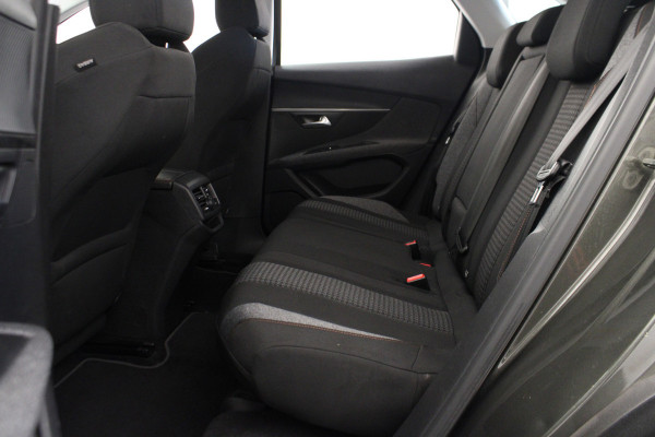 Peugeot 3008 1.2 PureTech Blue Lease Executive