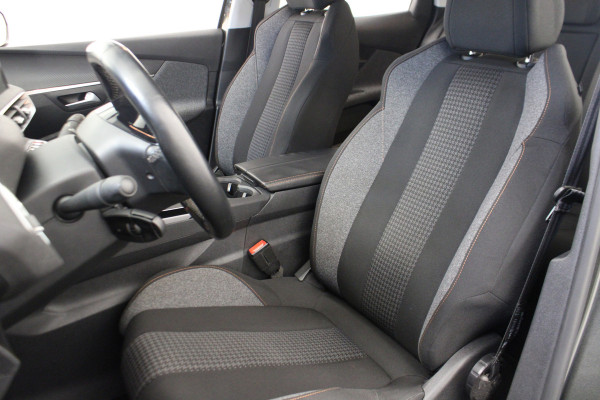 Peugeot 3008 1.2 PureTech Blue Lease Executive