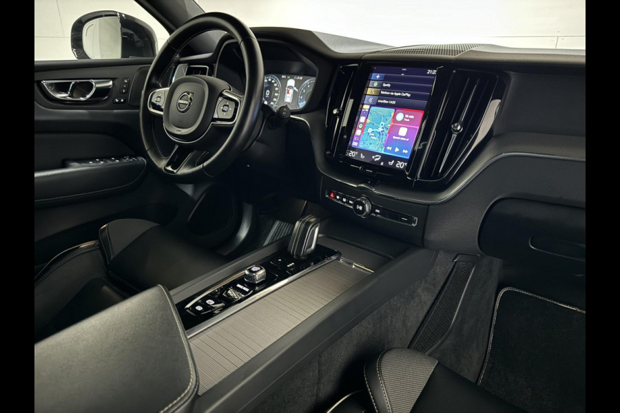 Volvo XC60 2.0 Recharge T6 AWD Ultimate Dark Pano H/D 360° HUD Trekh.