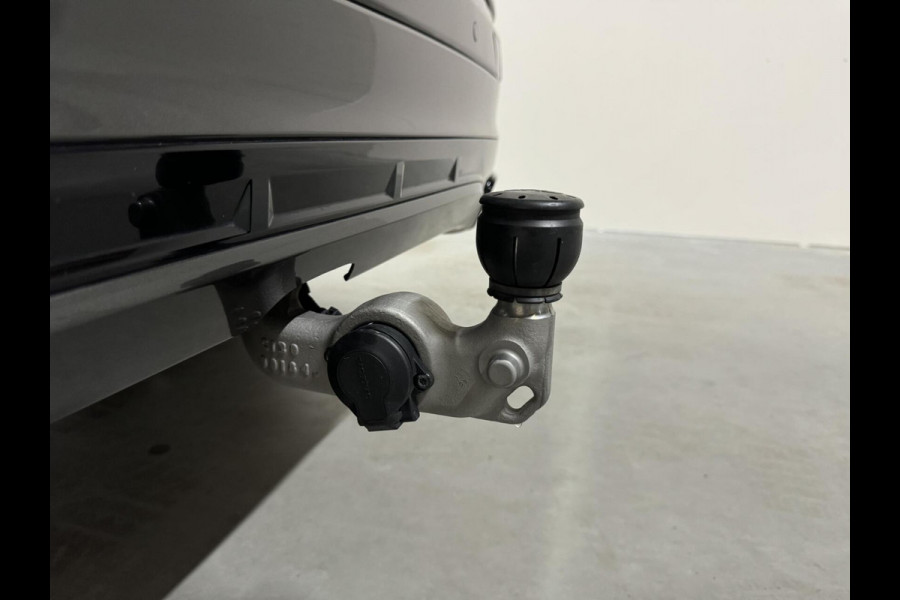 Volvo XC60 2.0 Recharge T6 AWD Ultimate Dark Pano H/D 360° HUD Trekh.