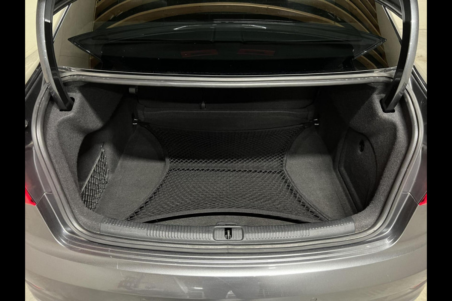 Audi A3 Limousine 35 TFSI S-Line Black Optic Virtual Carplay NAP