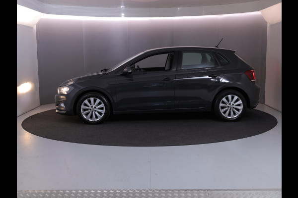 Volkswagen Polo 1.0 TSI Highline 95 pk Automaat (DSG) | Navigatie via App | Parkeersensoren | Achteruitrijcamera | Adaptieve cruise control | Voll. digitaal instrumentenpaneel |