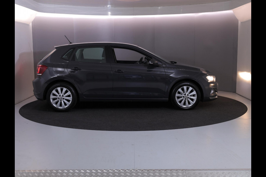 Volkswagen Polo 1.0 TSI Highline 95 pk Automaat (DSG) | Navigatie via App | Parkeersensoren | Achteruitrijcamera | Adaptieve cruise control | Voll. digitaal instrumentenpaneel |