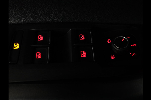 Volkswagen Polo 1.0 TSI Highline 95 pk Automaat (DSG) | Navigatie via App | Parkeersensoren | Achteruitrijcamera | Adaptieve cruise control | Voll. digitaal instrumentenpaneel |