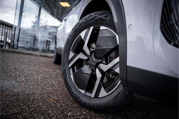 Peugeot e-2008 EV GT 54 kWh ** Camera ** Navigatie ** Rijbereik tot 568km (WLTP)