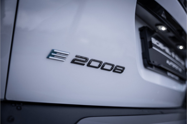 Peugeot e-2008 EV GT 54 kWh ** Camera ** Navigatie ** Rijbereik tot 568km (WLTP)