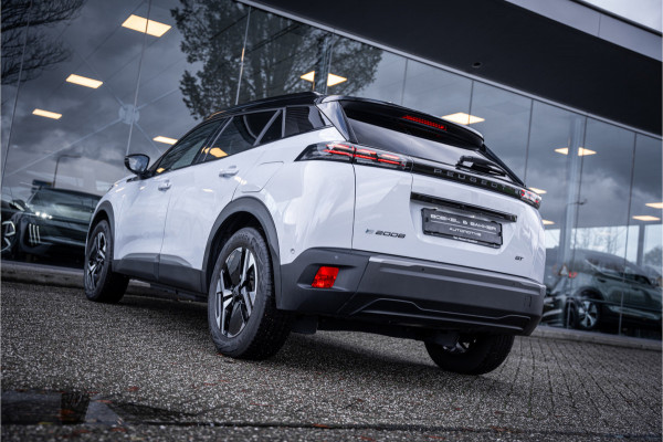 Peugeot e-2008 EV GT 54 kWh ** Camera ** Navigatie ** Rijbereik tot 568km (WLTP)