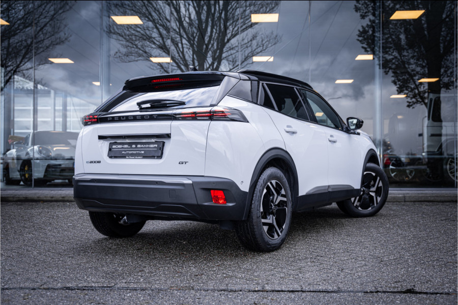 Peugeot e-2008 EV GT 54 kWh ** Camera ** Navigatie ** Rijbereik tot 568km (WLTP)