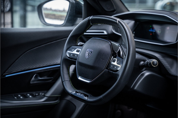 Peugeot e-2008 EV GT 54 kWh ** Camera ** Navigatie ** Rijbereik tot 568km (WLTP)