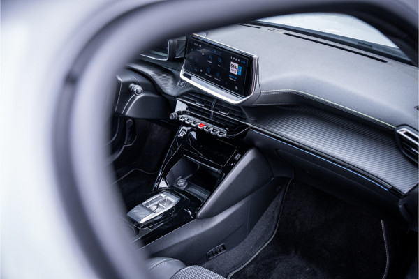 Peugeot e-2008 EV GT 54 kWh ** Camera ** Navigatie ** Rijbereik tot 568km (WLTP)