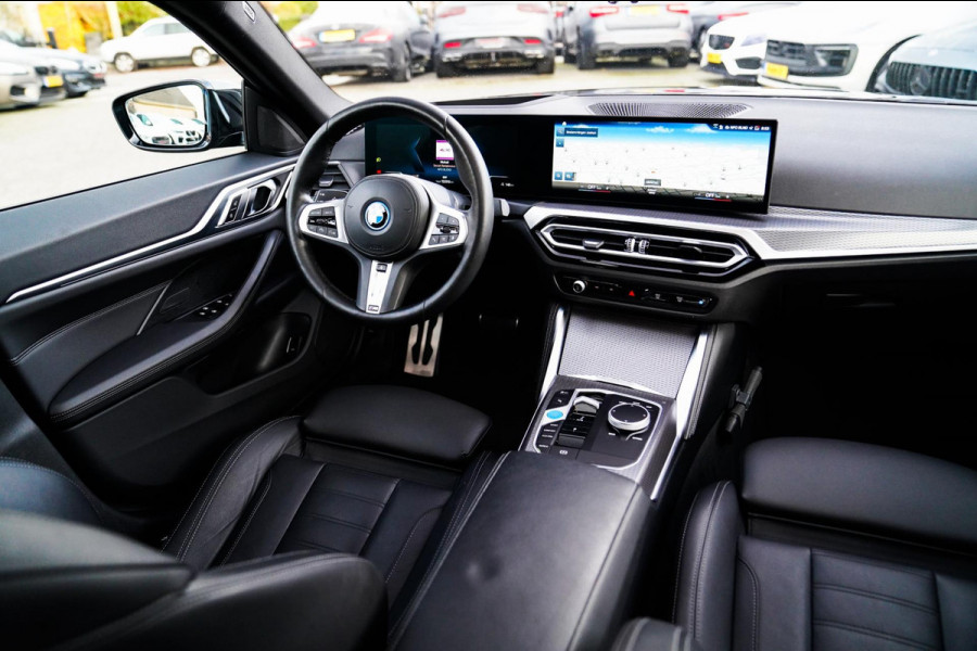 BMW i4 EDrive35 High Executive 70 kWh | Pano | M Sport | Stuurwiel Verwarmd